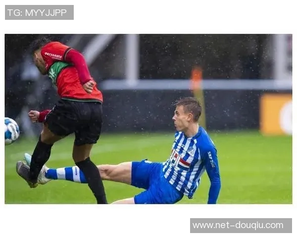 奥斯与布雷达精彩对决录像回放分析及比赛亮点总结