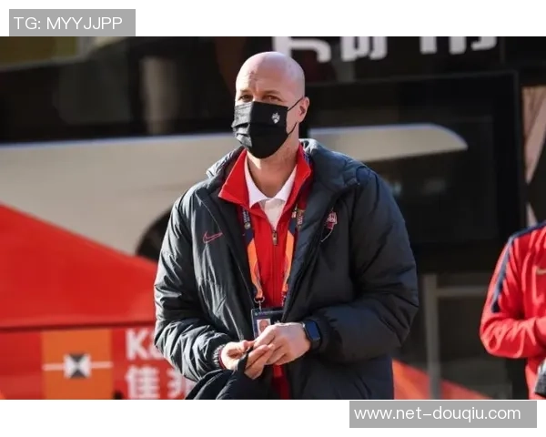 巴塞罗那主场迎战贝蒂斯争夺西甲积分榜重要战役